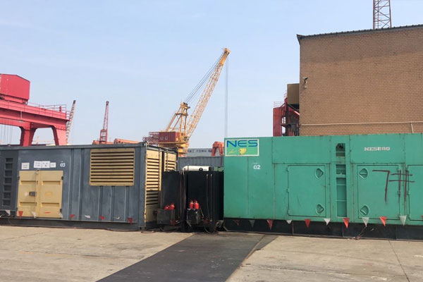 辛集发电机出租空气滤清器的清洁频率是多少？