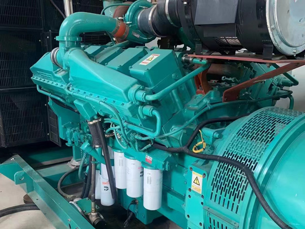 辛集更换100kW柴油发电机组机油时，需要注意哪些事项？